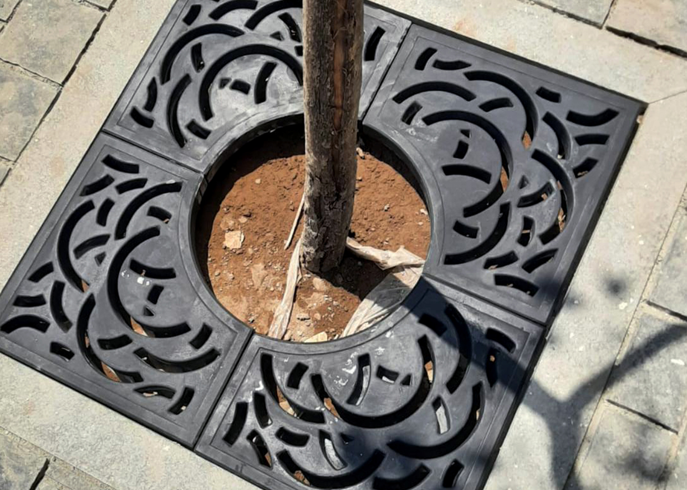 tree-grating
